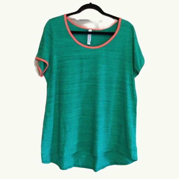 LuLaRoe green tee 2x - Picture 1 of 6